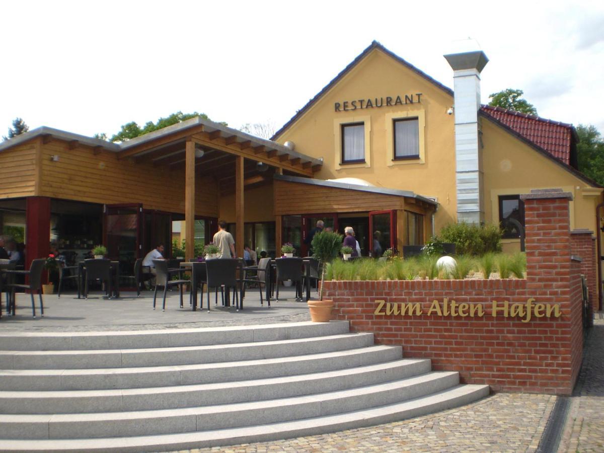 Zum Alten Hafen Rathenow Exterior photo